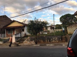 Lote e Casas Bairro Centro